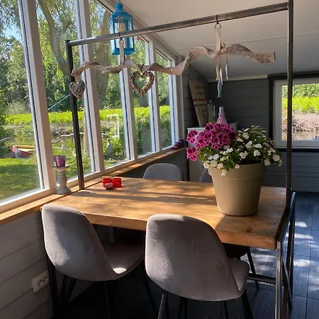 Beautiful House On An Island Near Amsterdam 度假居 Oude Meer