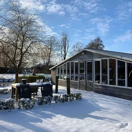 Beautiful House On An Island Near Amsterdam 度假居 Oude Meer