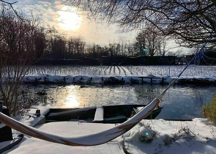 Beautiful House On An Island Near Amsterdam *
